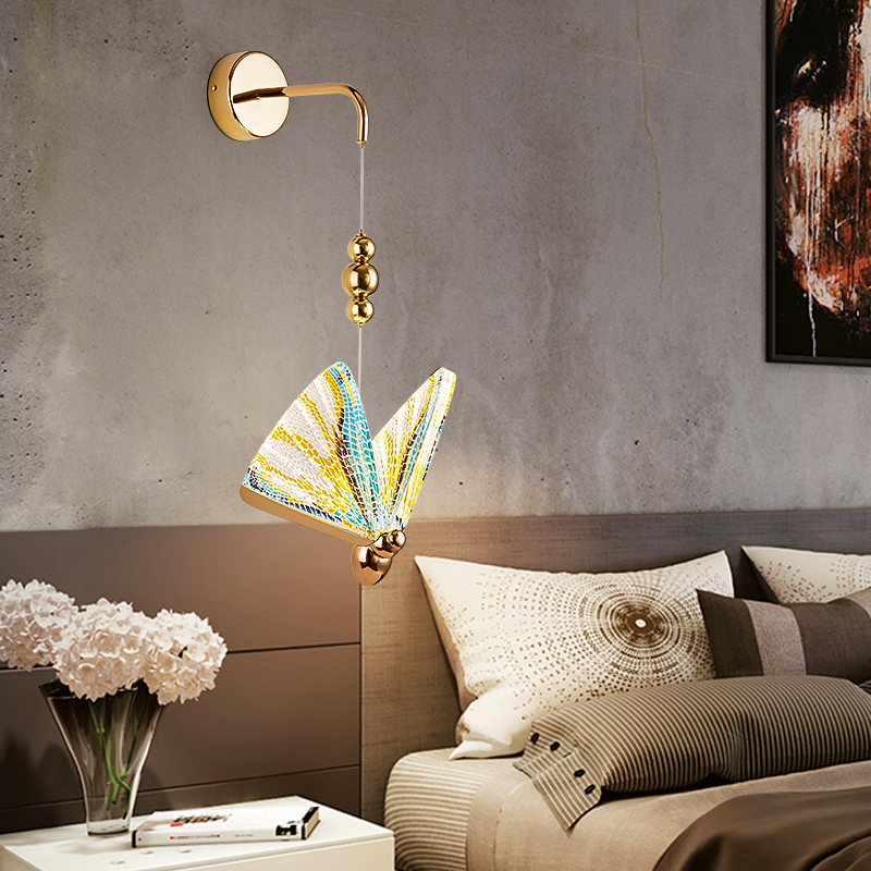 7026 Wall Lamp