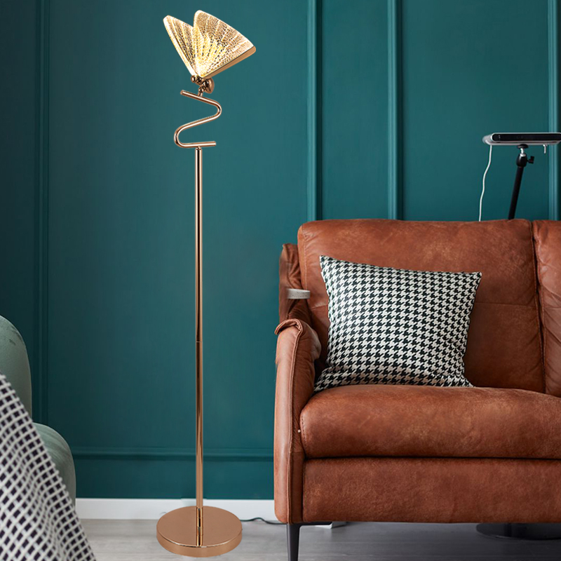 7026 Floor Lamp