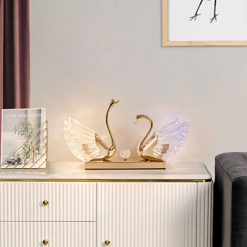 9832 Table Lamp 2A